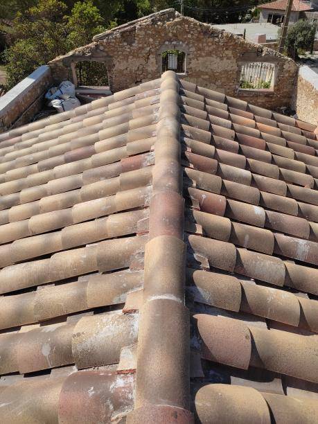 Professionnel du bâtiment spécialiste de la rénovation de toiture sur Montpellier et ses environs