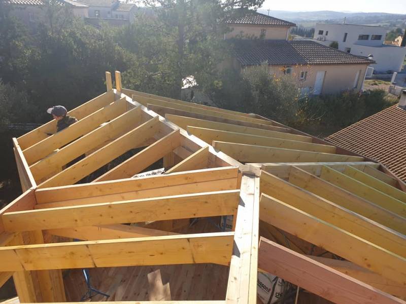 Devis pour la réalisation de surélévation de maison en ossature bois sur Montpellier et ses alentours