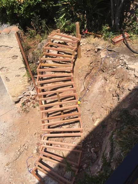 fabrication et pose d'un escalier d'extérieur en bois exotique itauba proche de Montpellier à Sète pour des particuliers