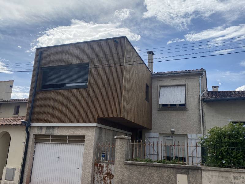 Créez Votre Espace de Télétravail Idéal avec la Construction en Ossature Bois à Montpellier