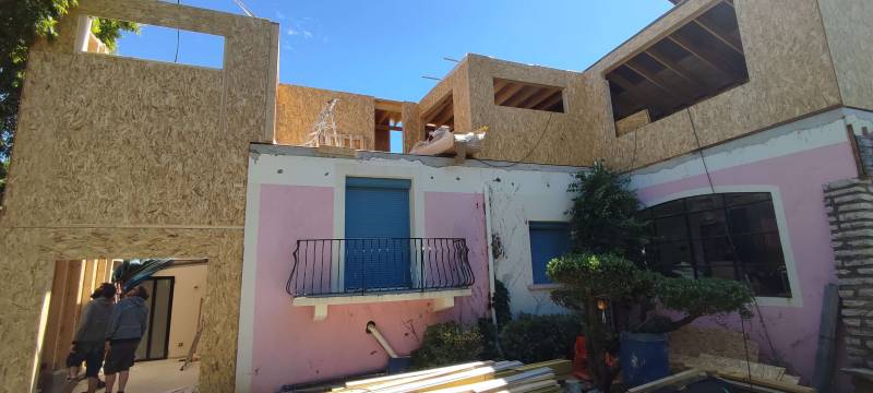 Présentation d'une surélévation de villa sur les hauteurs de Sète