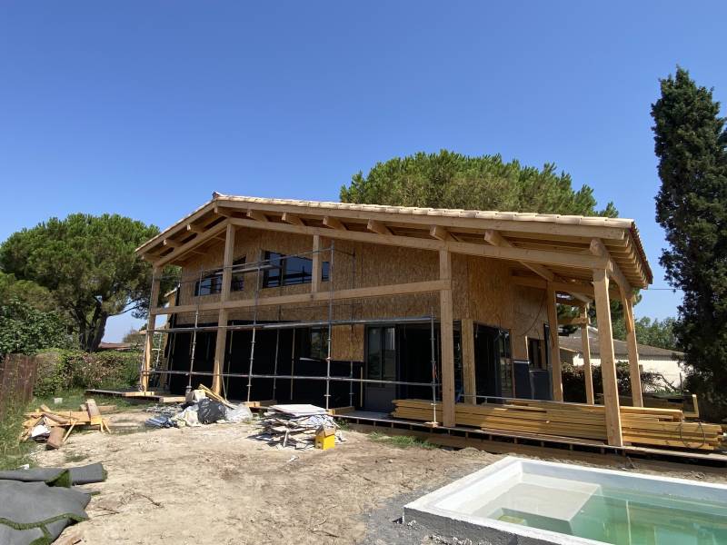 Maison ossature bois à Montpellier : confort, économie d’énergie et durabilité