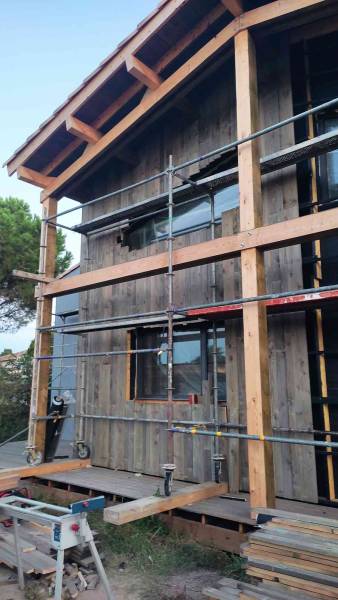 Maisons en ossature bois à Montpellier : une alternative écologique et esthétique