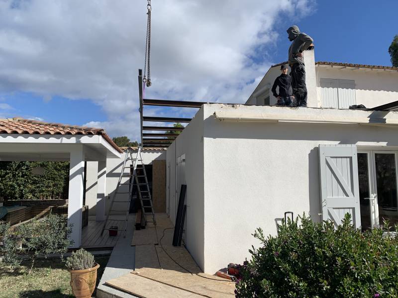 UNIVERS BOIS, spécialiste de la surélévation en bois proche de Montpellier