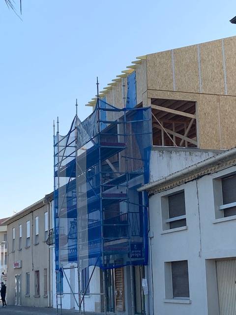 surélévation en ossature bois proche de Montpellier 34 sur une maison de ville mitoyenne