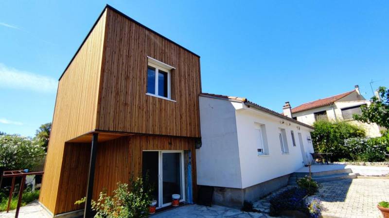 Agrandissement en bois sur une maison à Bouzigues