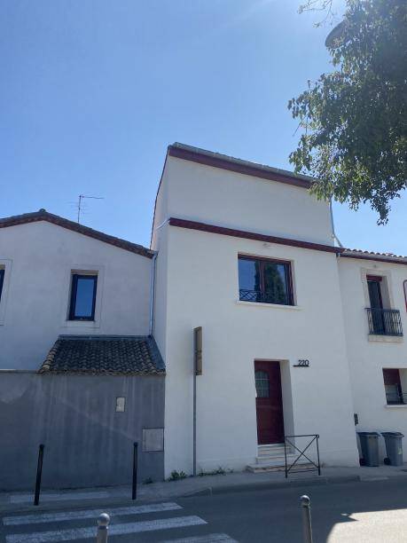 Etude, conception et fabrication de surélévation en ossature bois sur Montpellier et ses alentours