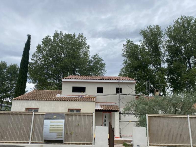 Jour 17 : Pose du crépis sur la surélévation en ossature bois