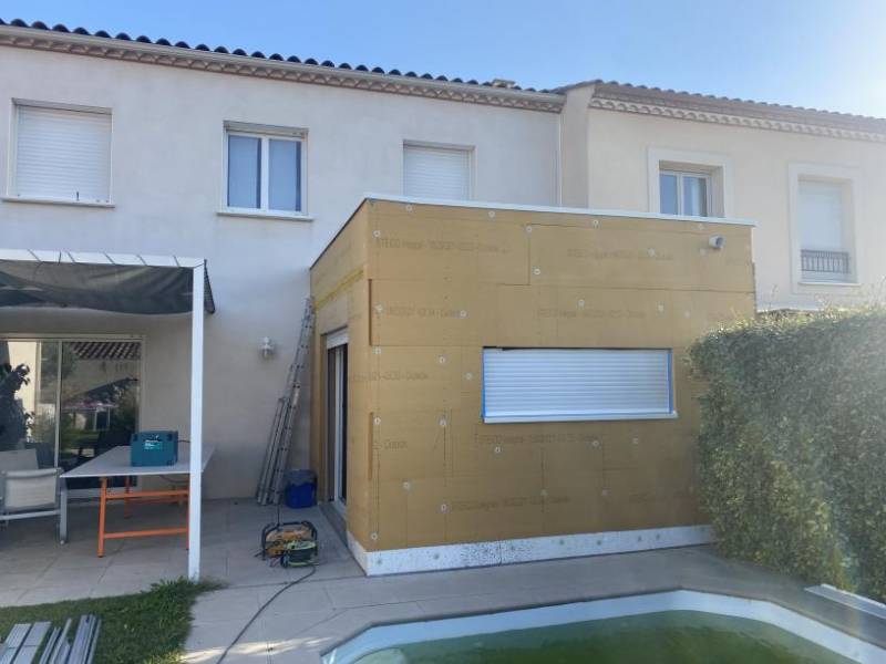 Réalisation d'une extension de maison par le sol en ossature bois proche de montpellier occitanie dans l'Hérault